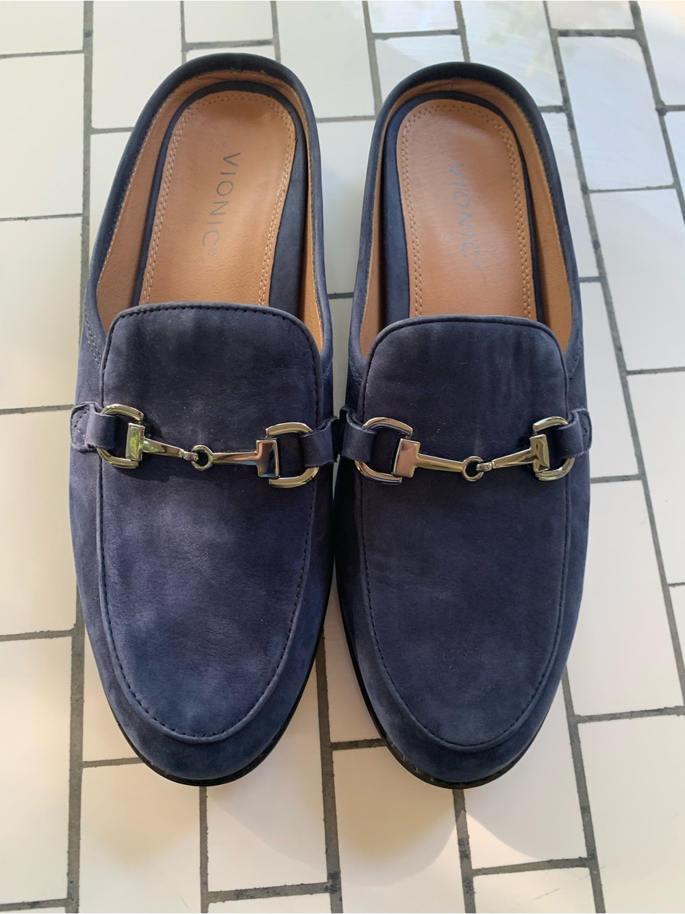 Vionic Navy Blue Slip-On Mule with Silver Bit Size 9.5 - Picture 3 of 11